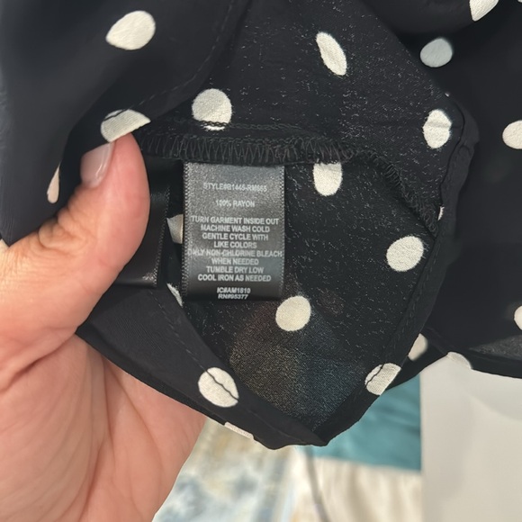 NWT Sanctuary top bell sleeve lightweight - Picture 5 of 5